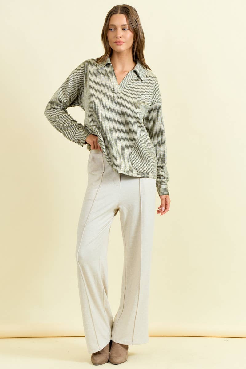 TWO-TONE RIBBED PULLOVER W/ ROUND POCKET