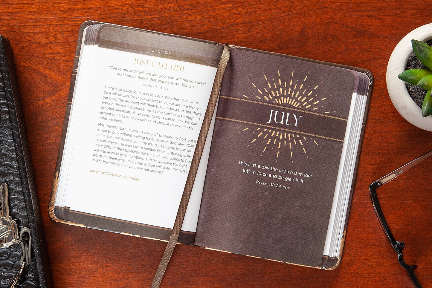 Jesus First for Men (Daily Devotional) - Bestseller!