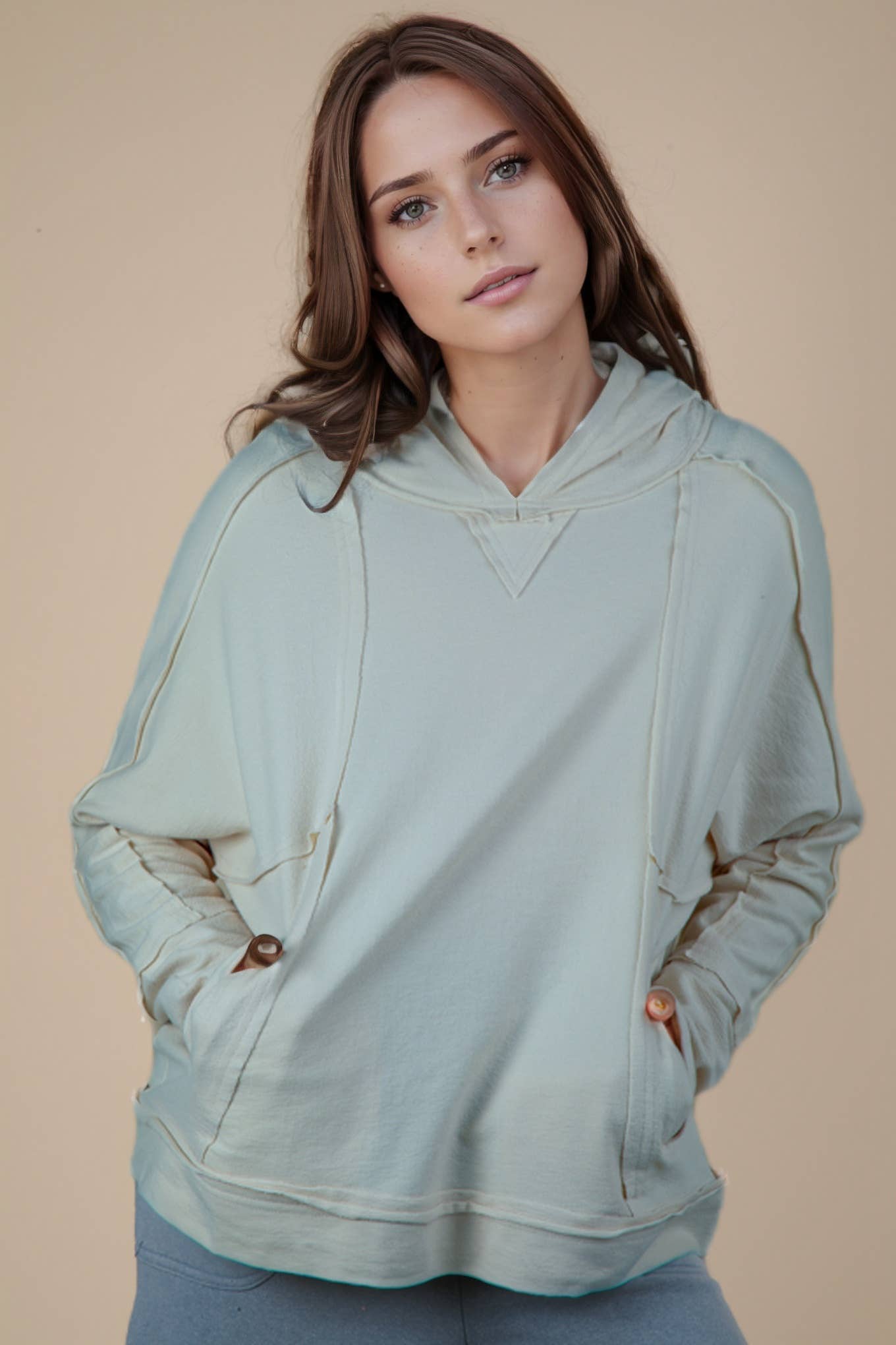 Raw Edge Cute Detail Hoodie Knit