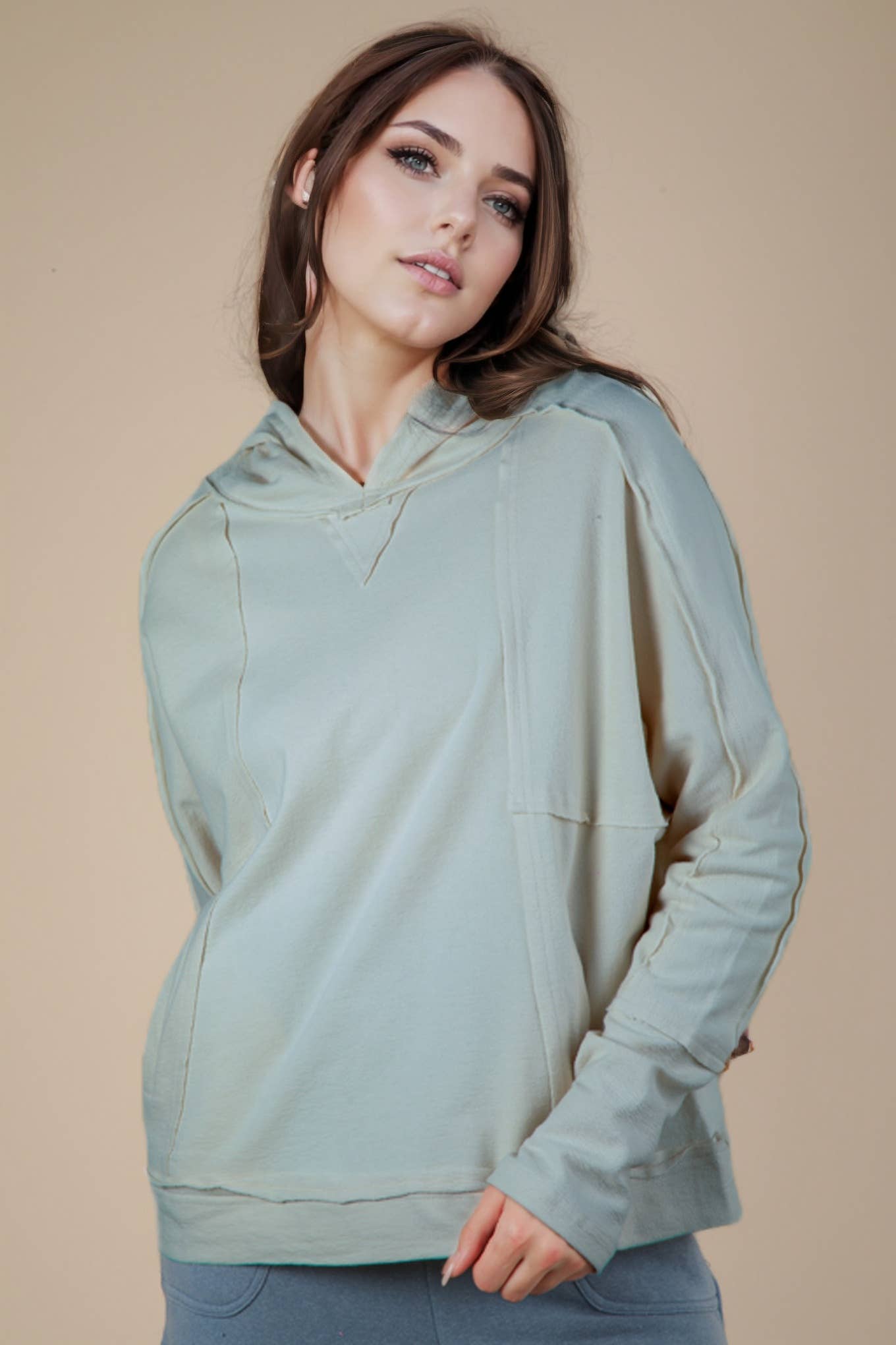 Raw Edge Cute Detail Hoodie Knit