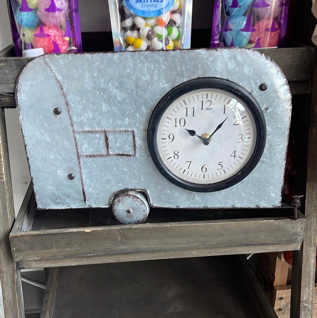 Camper Clock (PINK)